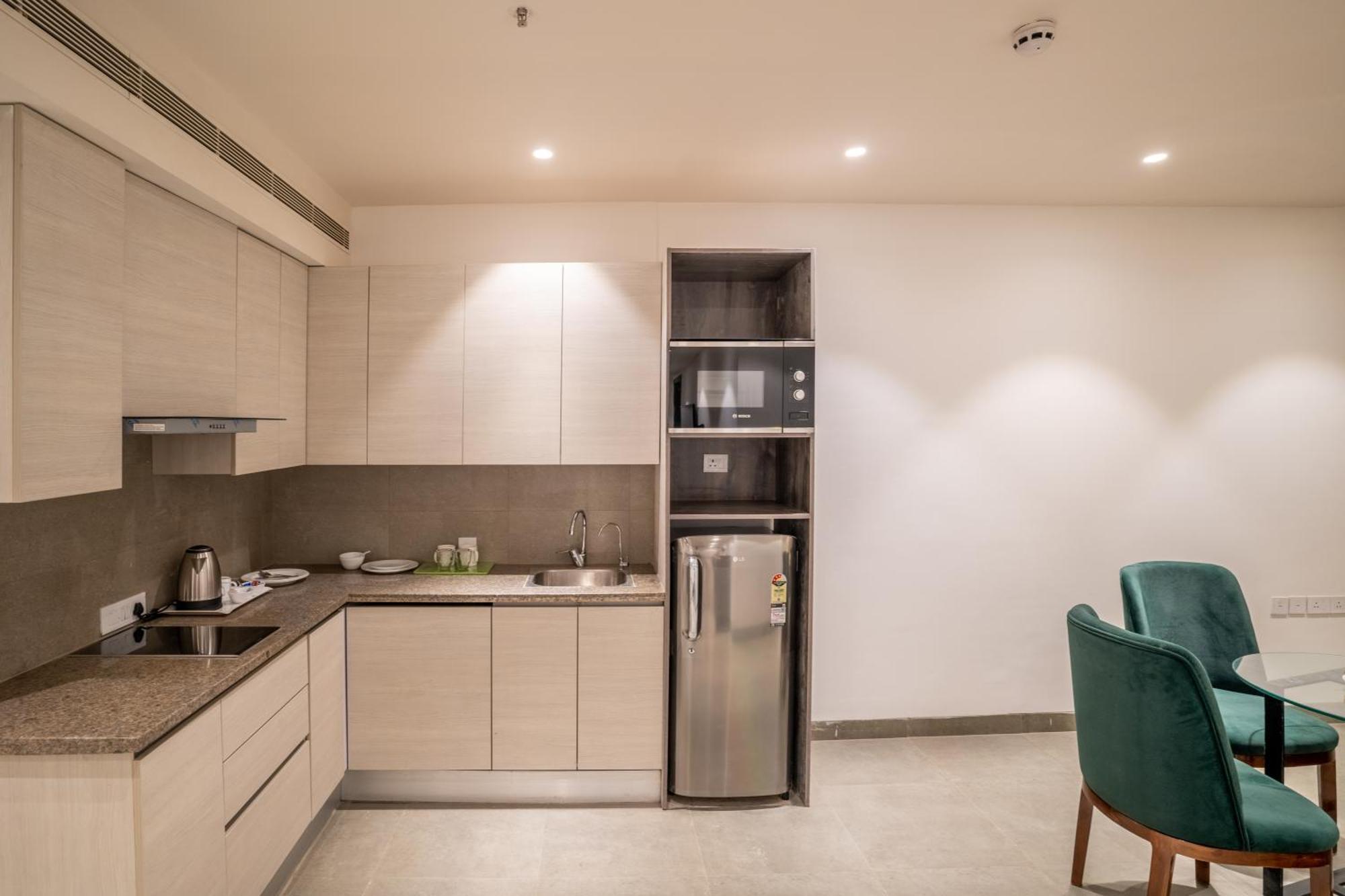 Juesta Residences - Aipl Joy Street, Ґурґаон Екстер'єр фото