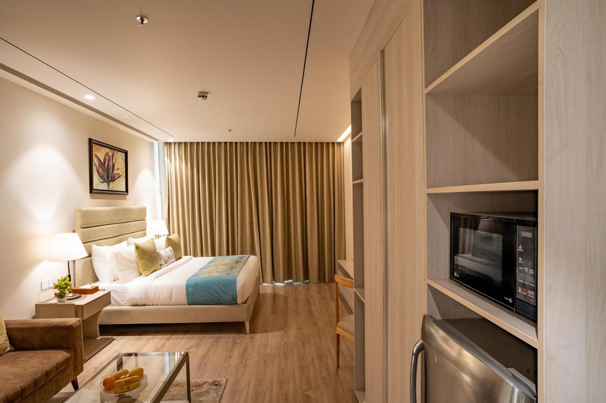Juesta Residences - Aipl Joy Street, Ґурґаон Екстер'єр фото